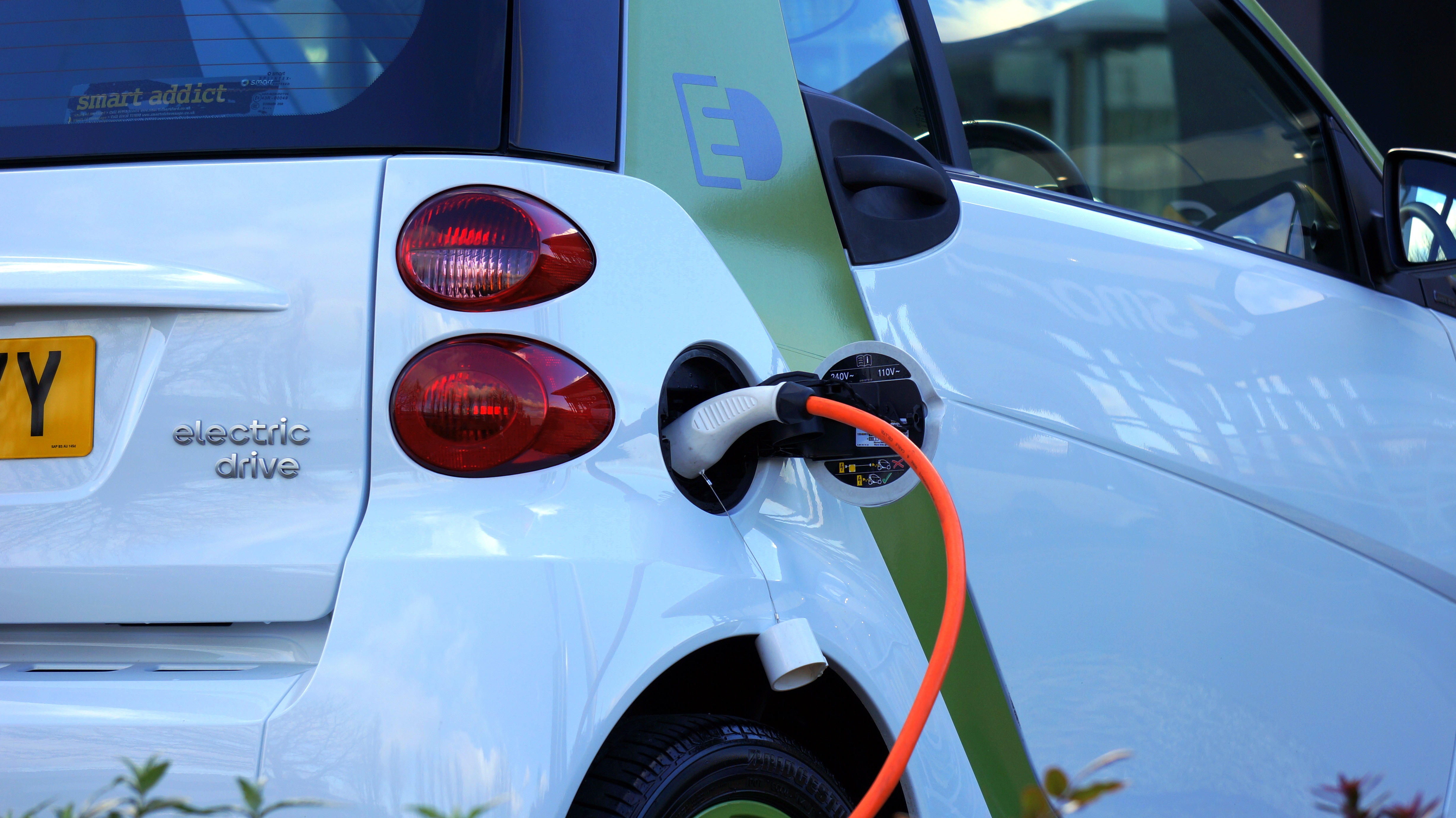 Contemplating an Electric Car
