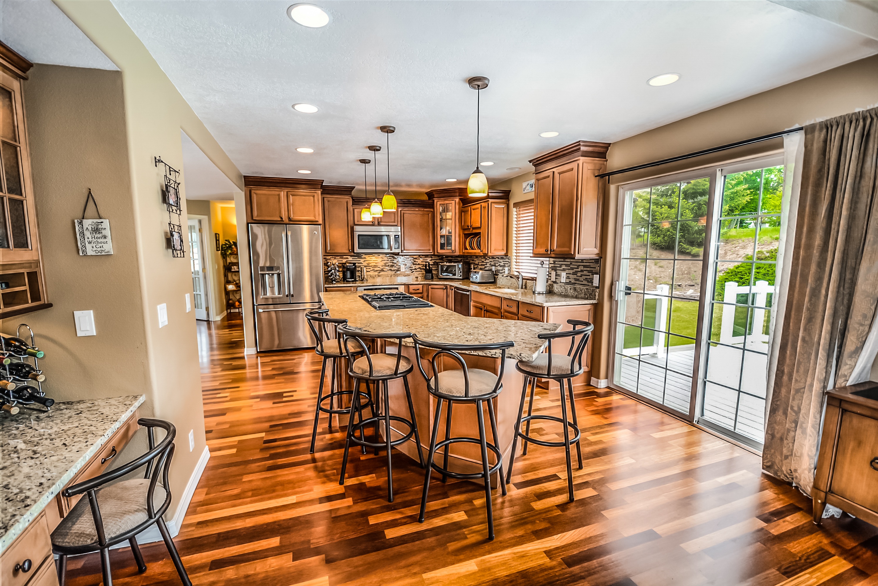 4 Reasons Why You Should Get Solid Wood Floors
