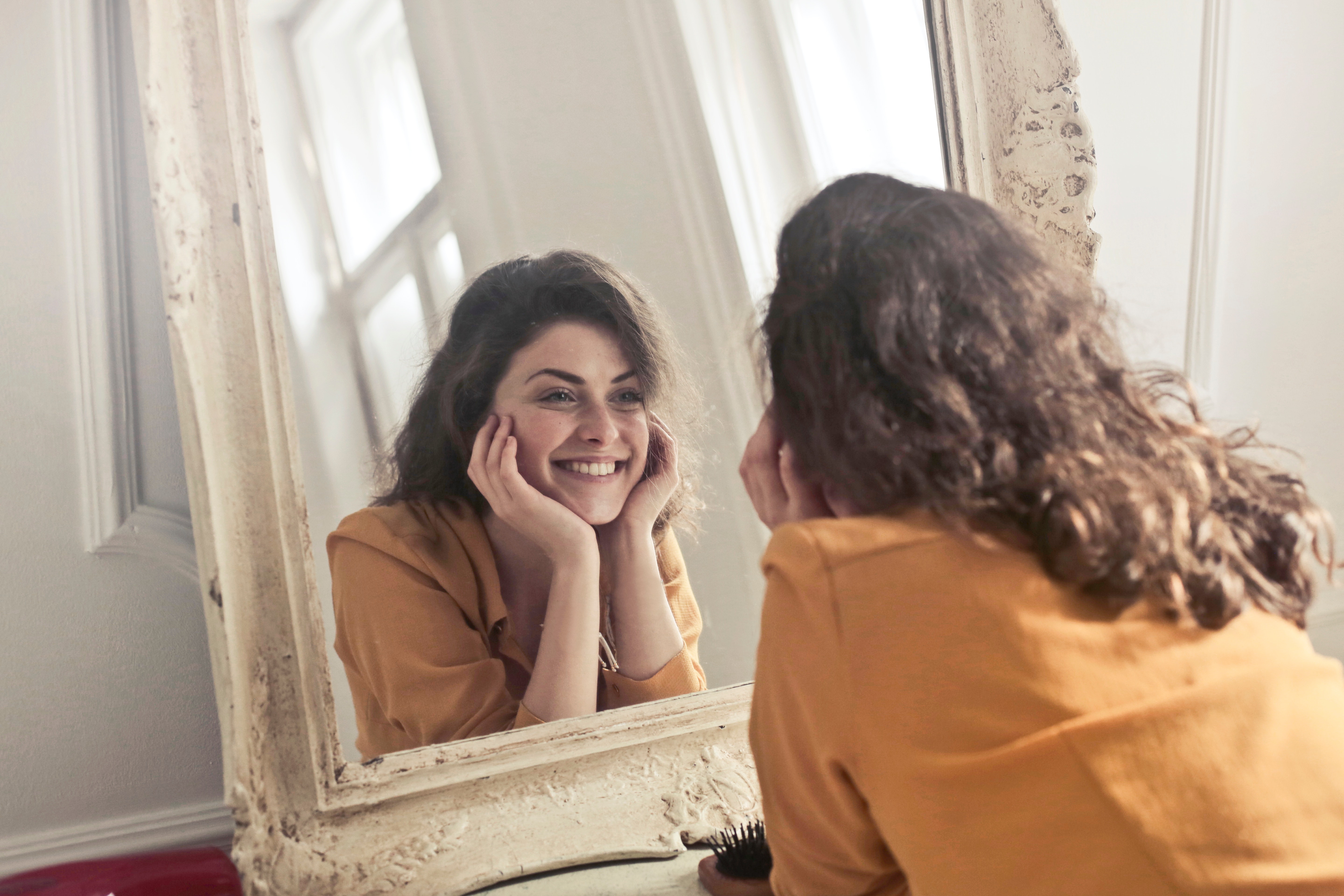 4 small ways to make your wife happier