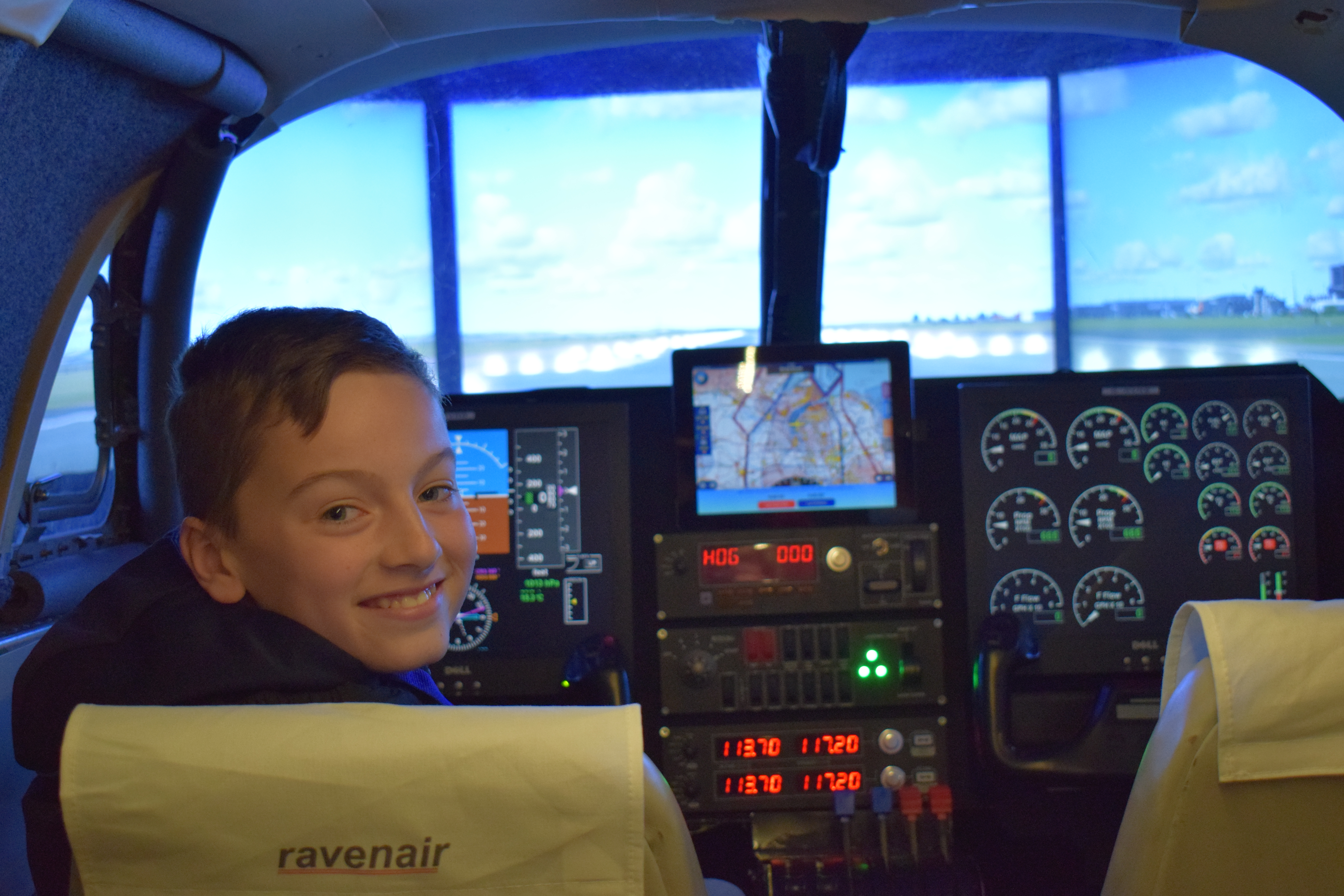 Trying Out The Flight Simulator Experience With Buyagift