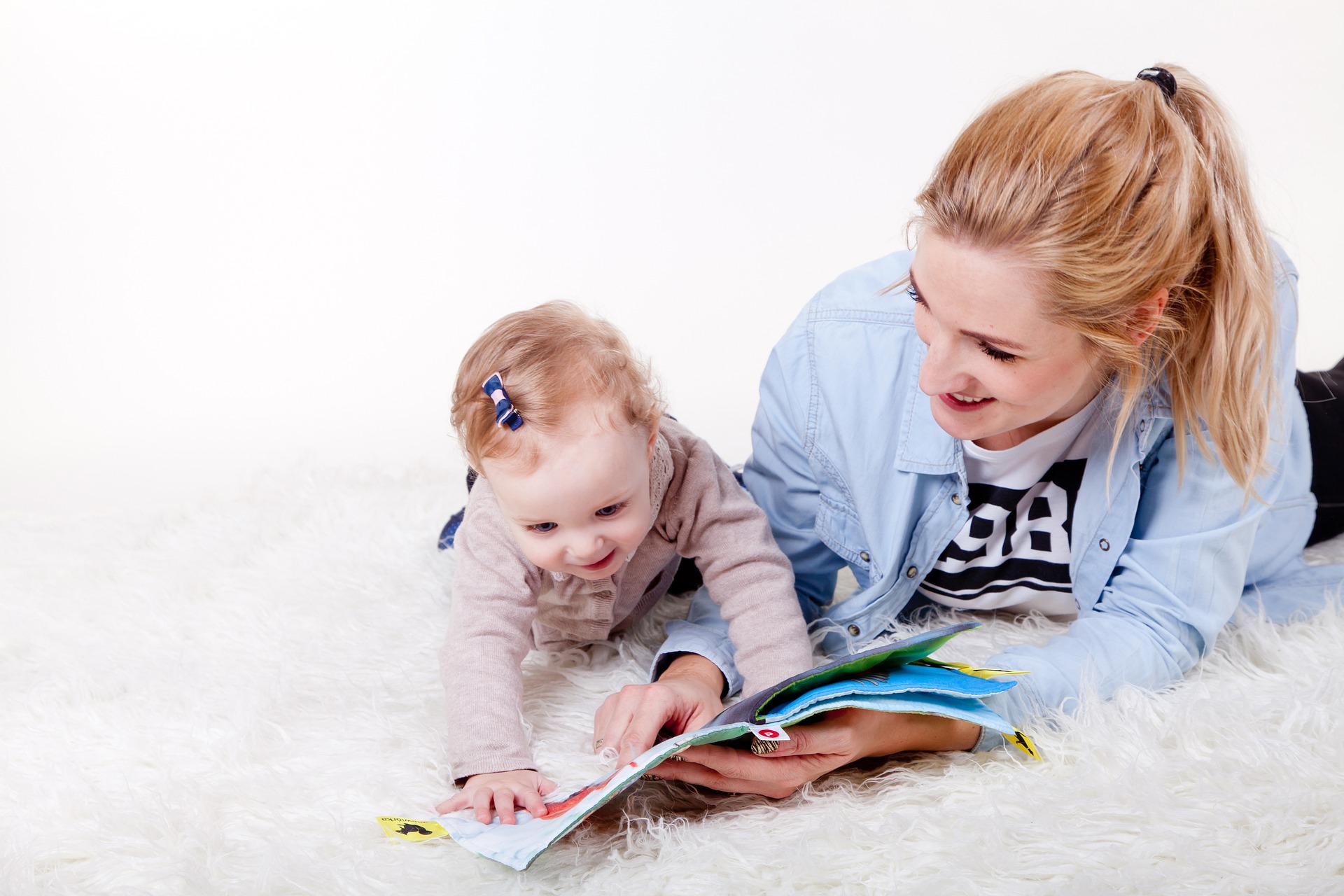 mum with child for motivate