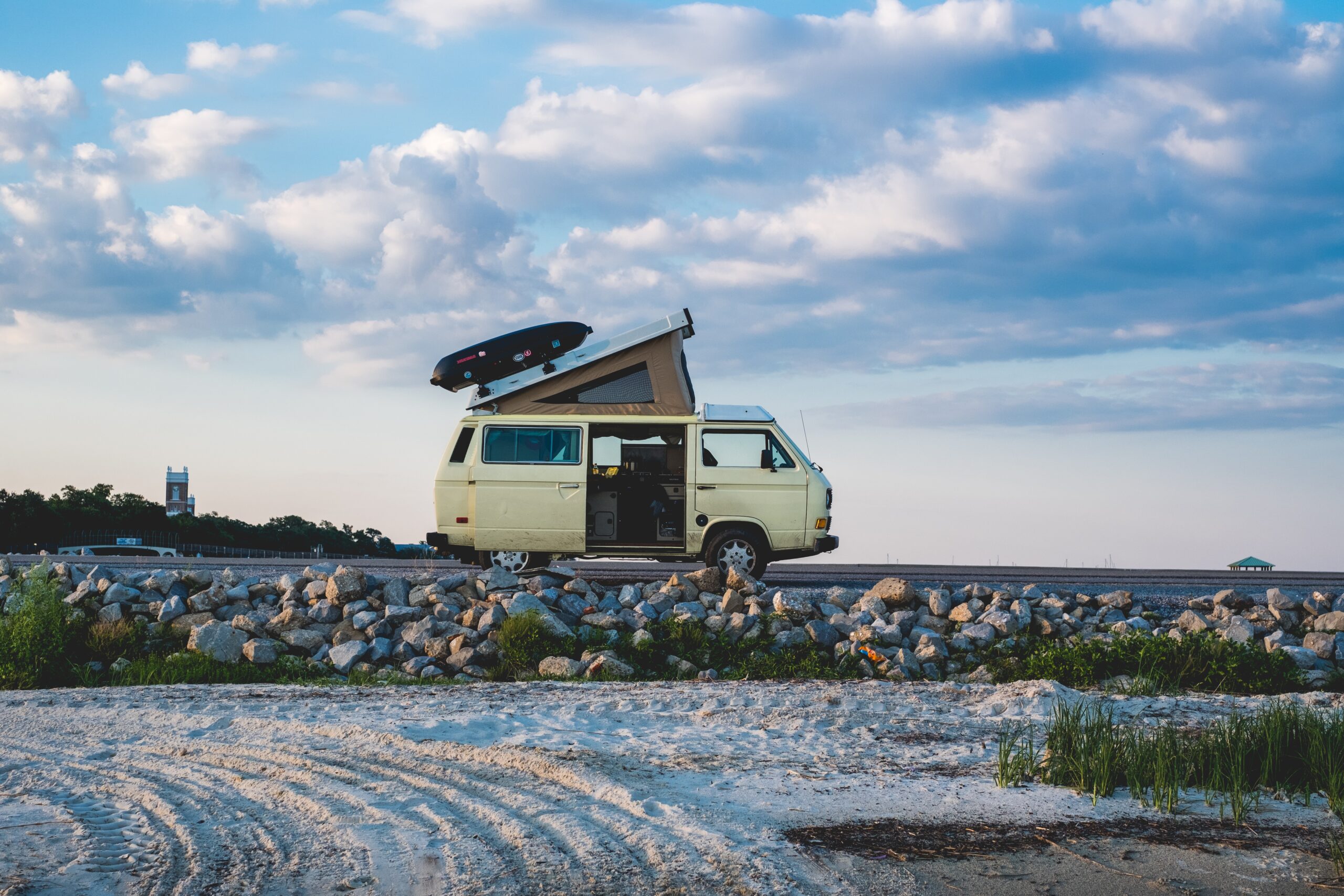 4 Reasons to Use a Camper Van for Your Next Family Trip