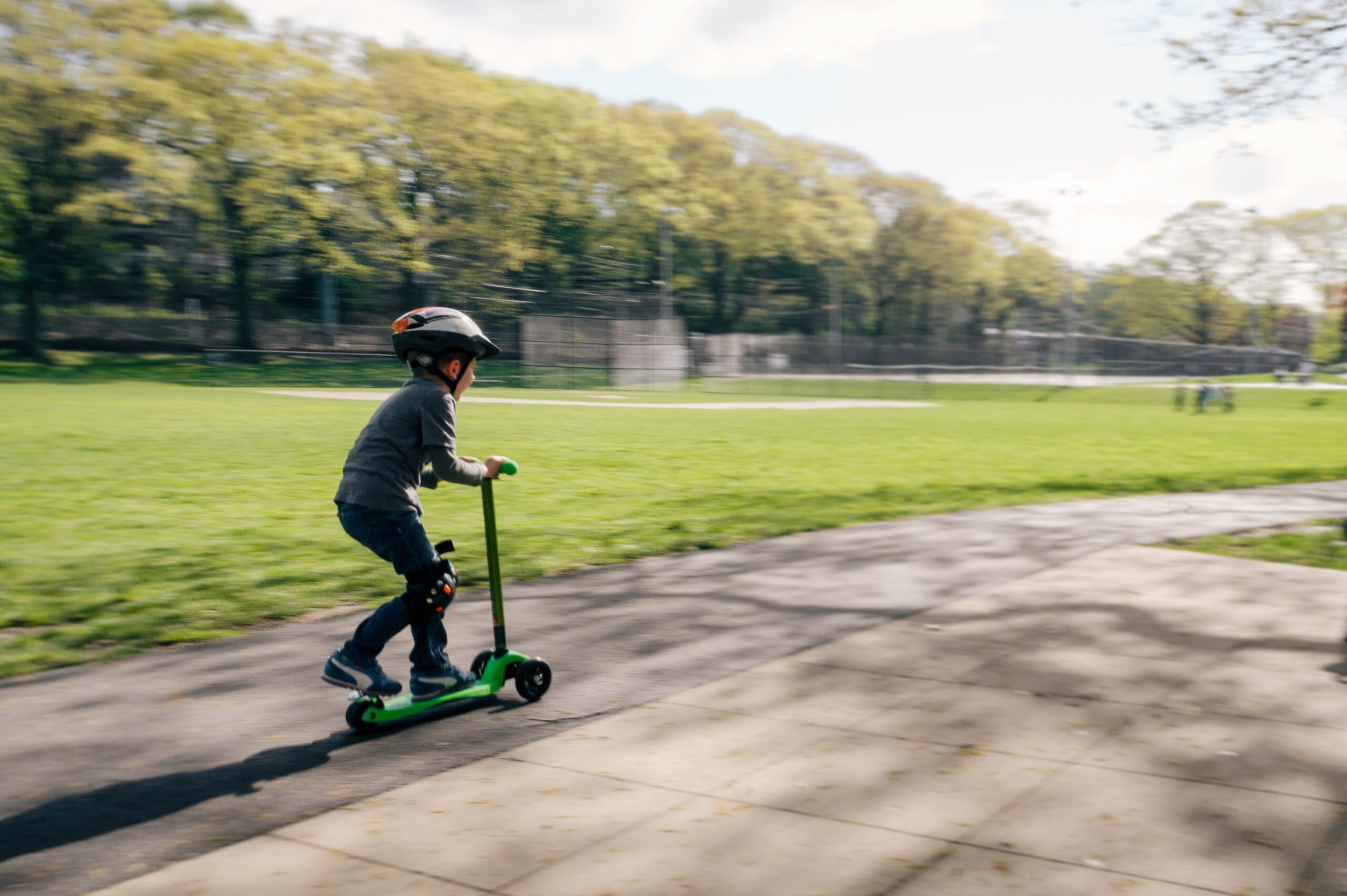 child scoot safely