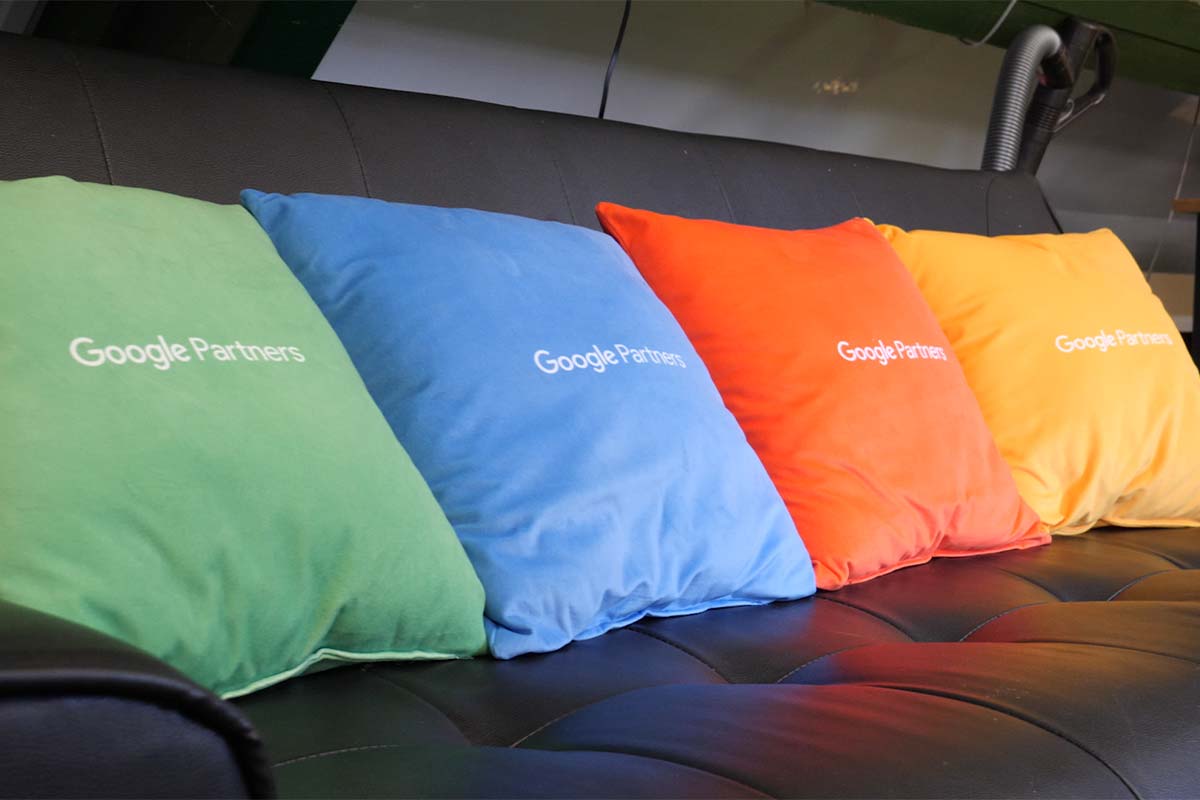 Magento search engine names on cushions